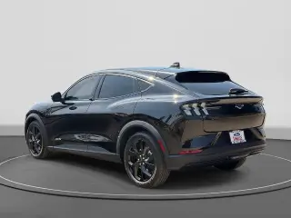 Ford Mustang Mach-E 2024 Select 4dr SUV