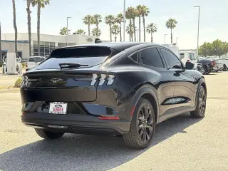 Ford Mustang Mach-E 2024 Select 4dr SUV