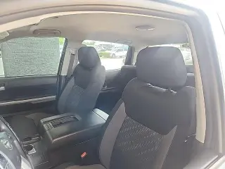 Toyota Tundra 2019 4x4 SR5 4dr CrewMax Cab Pickup SB (5.7L V8 FFV)