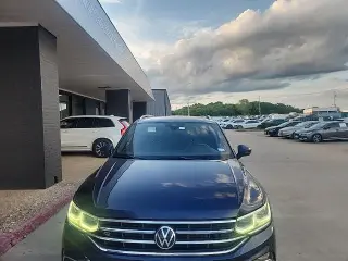 Volkswagen Tiguan 2023 AWD SEL R-Line 4Motion 4dr SUV