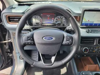 Ford Maverick 2023 AWD Lariat 4dr SuperCrew 4.5 ft. SB