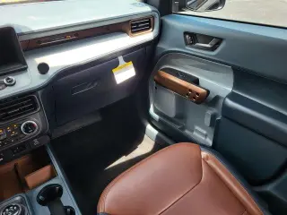 Ford Maverick 2023 AWD Lariat 4dr SuperCrew 4.5 ft. SB