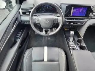 Toyota Camry 2025 SE 4dr Sedan