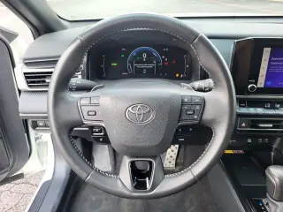 Toyota Camry 2025 SE 4dr Sedan