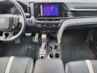 Toyota Camry 2025 SE 4dr Sedan