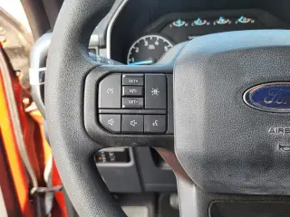 Ford F-150 2023 4x2 Lariat 4dr SuperCrew 5.5 ft. SB