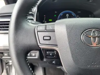 Toyota Camry 2025 SE 4dr Sedan
