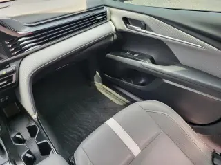 Toyota Camry 2025 SE 4dr Sedan