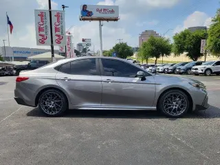 Toyota Camry 2025 SE 4dr Sedan