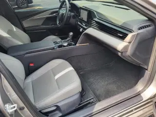 Toyota Camry 2025 SE 4dr Sedan