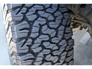 Ford F-150 2025 4x4 Raptor 4dr SuperCrew 5.5 ft. SB