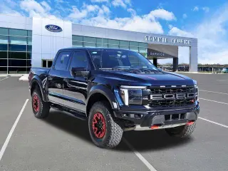 Ford F-150 2025 4x4 Raptor 4dr SuperCrew 5.5 ft. SB