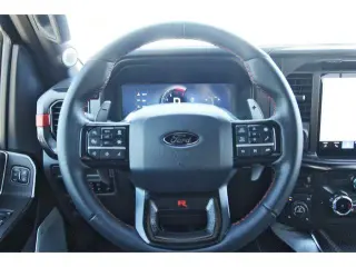 Ford F-150 2025 4x4 Raptor 4dr SuperCrew 5.5 ft. SB