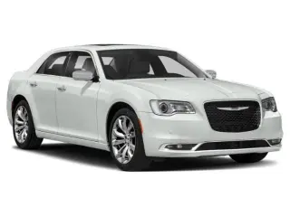 Chrysler 300 2019 Touring 4dr Sedan