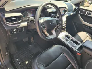 Ford Explorer 2023 AWD XLT 4dr SUV