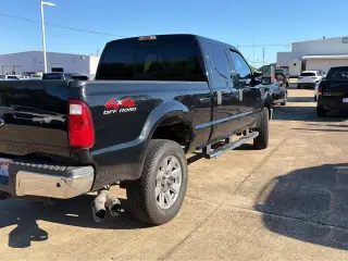 Ford F-250 Super Duty 2008 XL 4dr Crew Cab 4WD SB