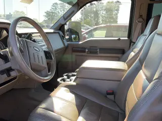 Ford F-250 Super Duty 2008 XL 4dr Crew Cab 4WD SB
