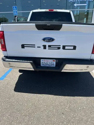 Ford F-150 2023 4x2 XL 4dr SuperCrew 5.5 ft. SB