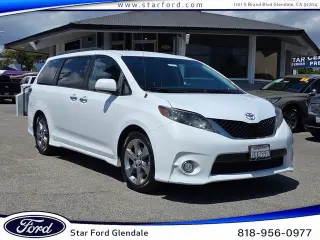 Toyota Sienna 2014 SE 8-Passenger 4dr Mini-Van