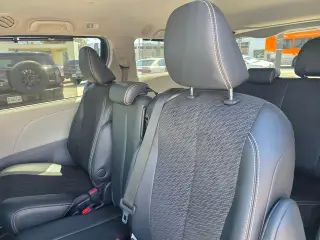 Toyota Sienna 2014 SE 8-Passenger 4dr Mini-Van