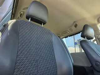 Toyota Sienna 2014 SE 8-Passenger 4dr Mini-Van