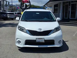 Toyota Sienna 2014 SE 8-Passenger 4dr Mini-Van