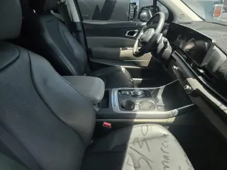 Kia Carnival Hybrid 2025 EX 4dr Mini-Van