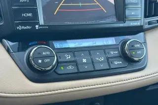 Toyota RAV4 2017 XLE 4dr SUV