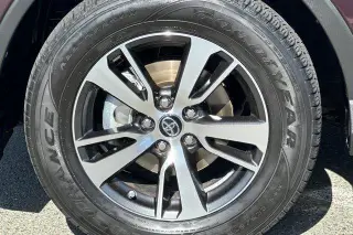 Toyota RAV4 2017 XLE 4dr SUV