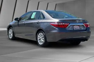 Toyota Camry Hybrid 2016 LE 4dr Sedan
