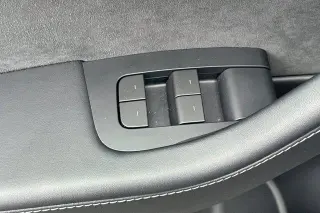 Tesla Model 3 2023 4dr Sedan