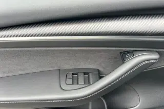 Tesla Model 3 2023 4dr Sedan