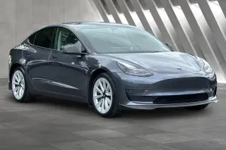 Tesla Model 3 2023 4dr Sedan