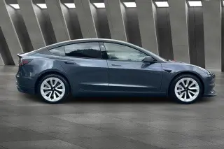 Tesla Model 3 2023 4dr Sedan