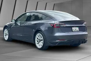 Tesla Model 3 2023 4dr Sedan