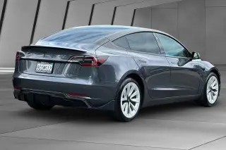 Tesla Model 3 2023 4dr Sedan