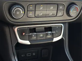 GMC Terrain 2024 AWD SLE 4dr SUV