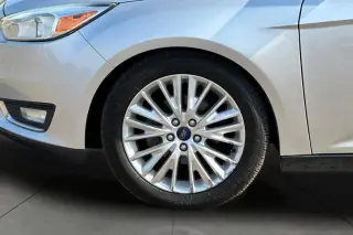 Ford Focus 2015 Titanium 4dr Hatchback