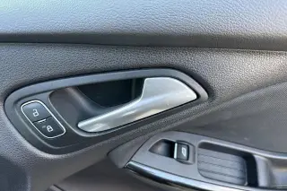 Ford Focus 2015 Titanium 4dr Hatchback