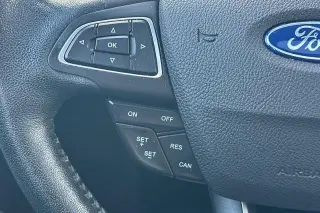 Ford Focus 2015 Titanium 4dr Hatchback