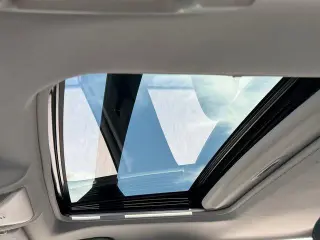 Toyota RAV4 2019 XLE Premium 4dr SUV