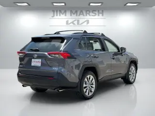 Toyota RAV4 2019 XLE Premium 4dr SUV