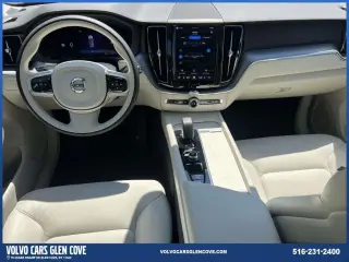 Volvo XC60 2024 AWD B5 Core Dark Theme 4dr SUV