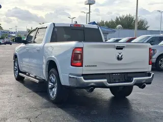 Ram 1500 2020 4x2 Laramie 4dr Crew Cab 5.6 ft. SB Pickup