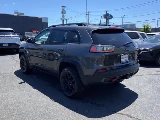 Jeep Cherokee 2022 4x4 Trailhawk 4dr SUV