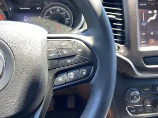 Jeep Cherokee 2022 4x4 Trailhawk 4dr SUV