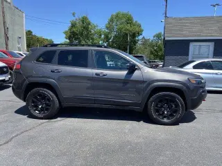 Jeep Cherokee 2022 4x4 Trailhawk 4dr SUV