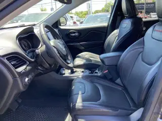 Jeep Cherokee 2022 4x4 Trailhawk 4dr SUV