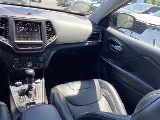 Jeep Cherokee 2022 4x4 Trailhawk 4dr SUV