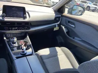 Nissan Rogue 2022 AWD SV 4dr Crossover